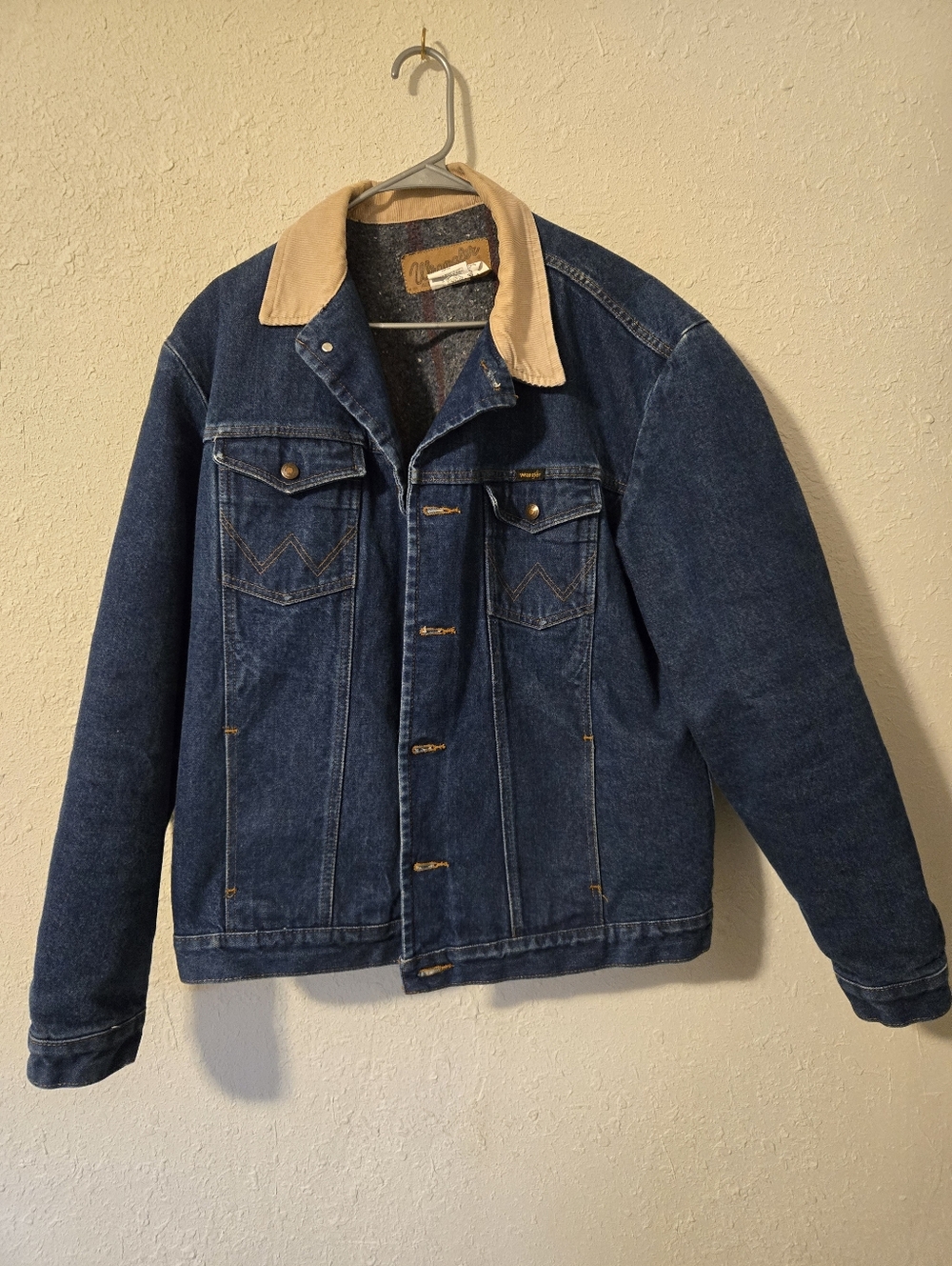 Vintage Wrangler Blanket-Lined Denim Trucker Jacket Corduroy Collar